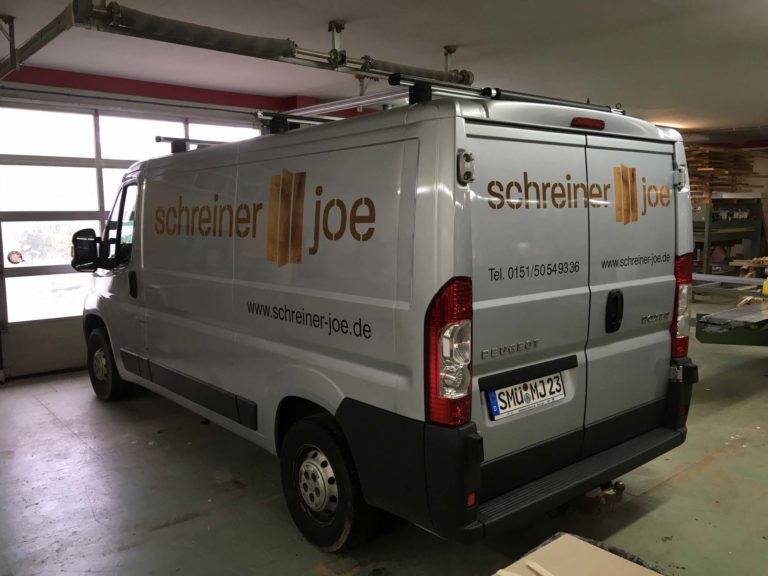 Fahrzeug-beschriftungen — Beispiel 4